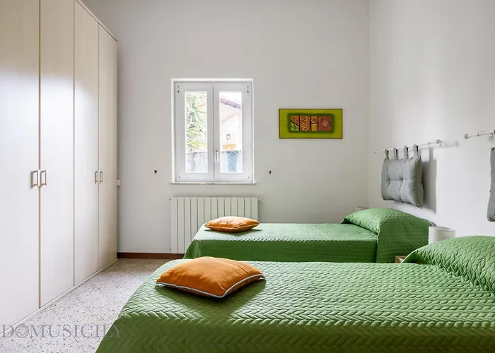 Buffa By Domusicily Apartman